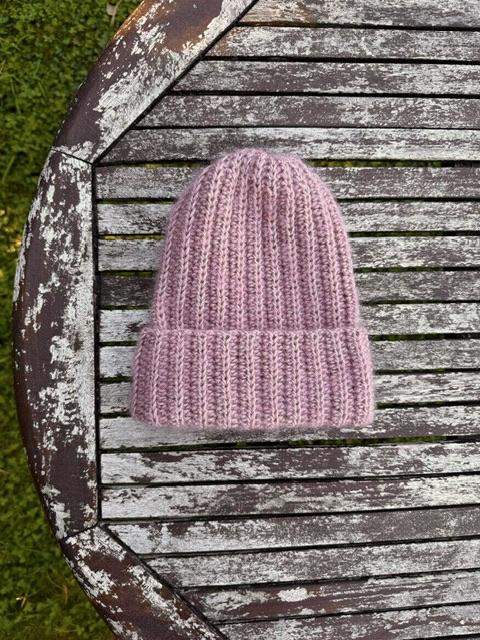 Czapka wiśniowy sorbet 5